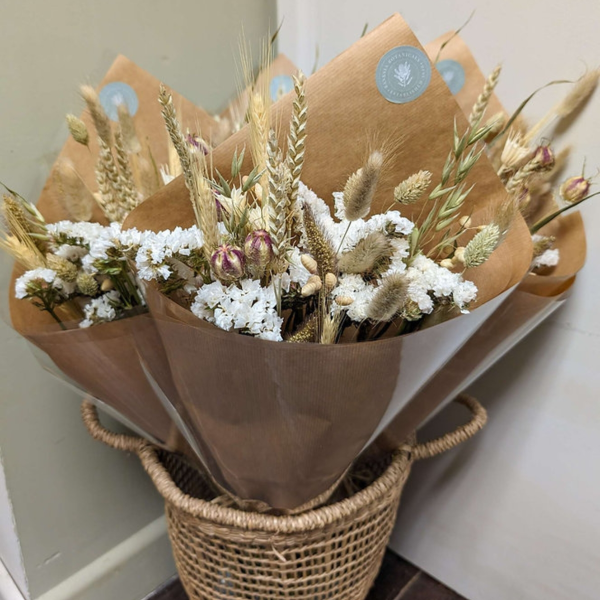 Natural Dried Flower Arrangements 1